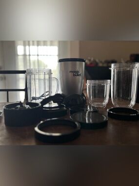 Magic Bullet Personal Blender - Silver with Multiple Cups and Lids